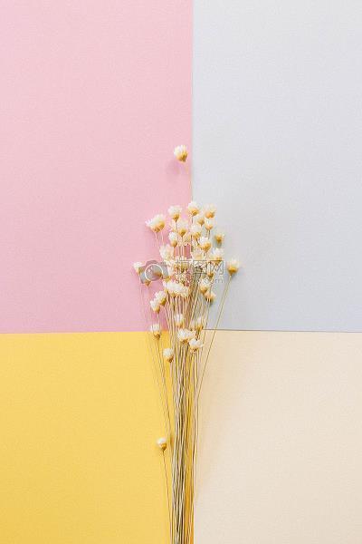 人前背后