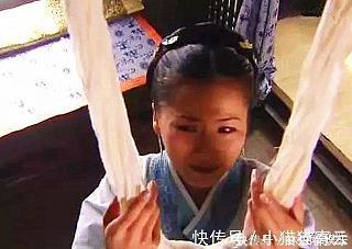 锯牙钩爪